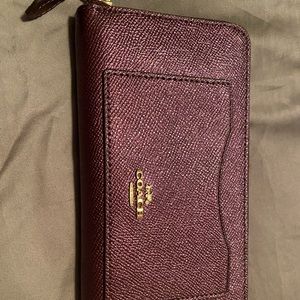 Coach accordion zip wallet